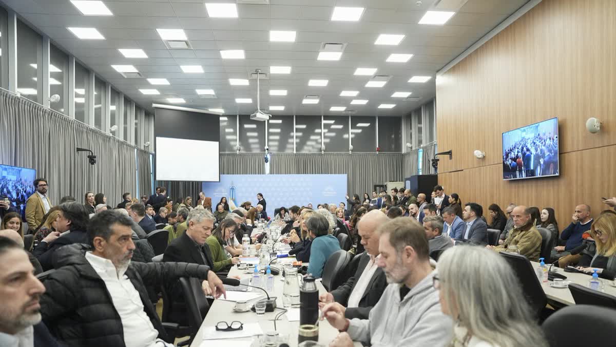 El Gobierno busca dictamen en Diputados pero persisten dudas