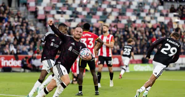 Liverpool vence a Brentford con gran actuación de Alexis Mac Allister
