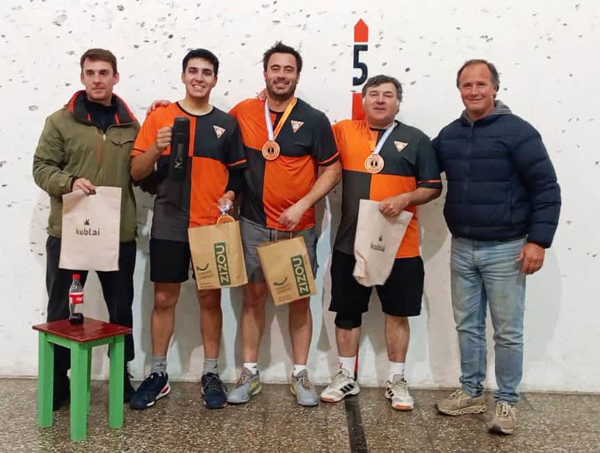 Campo de Pato gana la semifinal y clasifica a las finales de paleta
