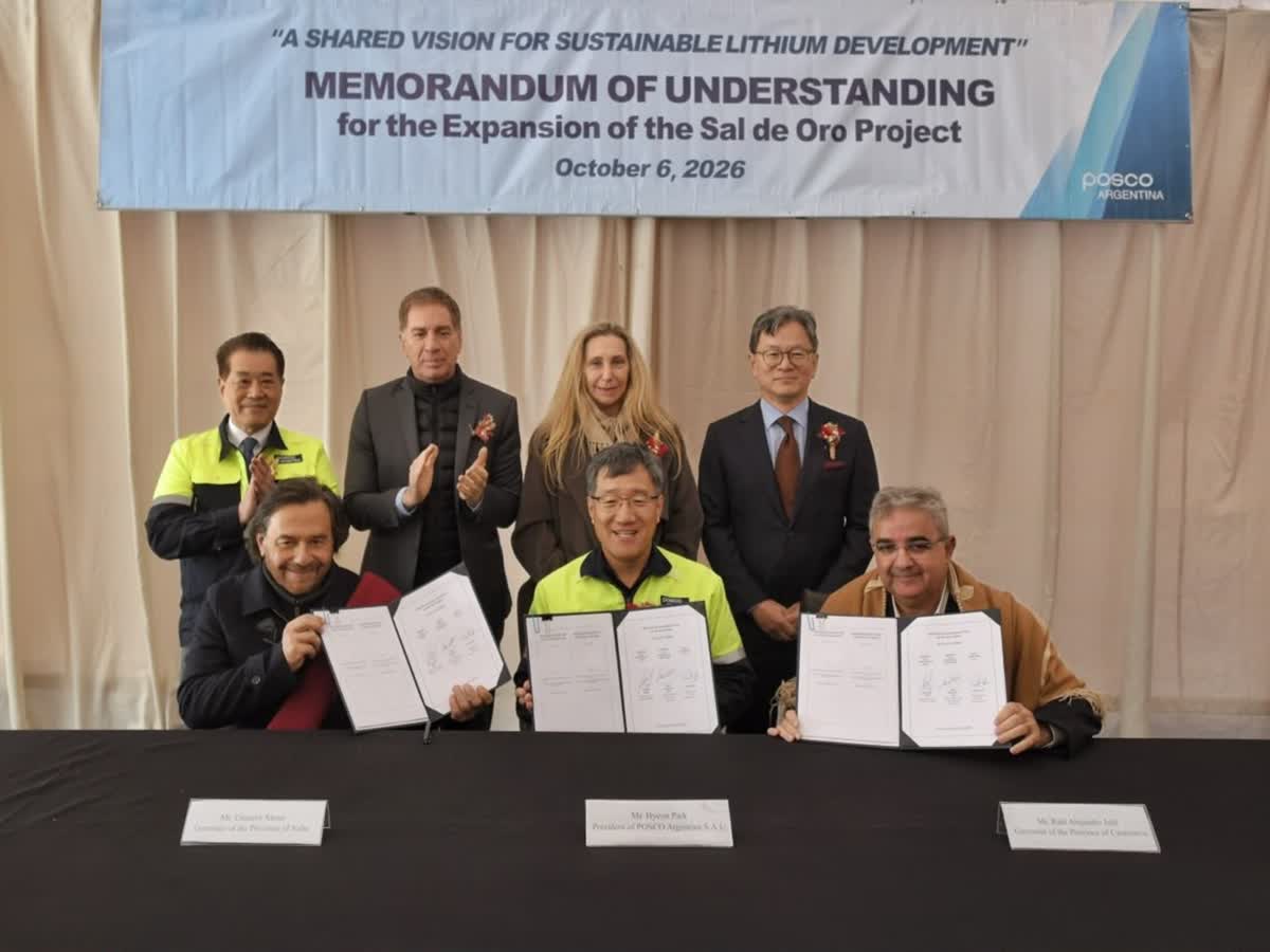 Funcionarios nacionales y gobernadores participan de inauguración minera