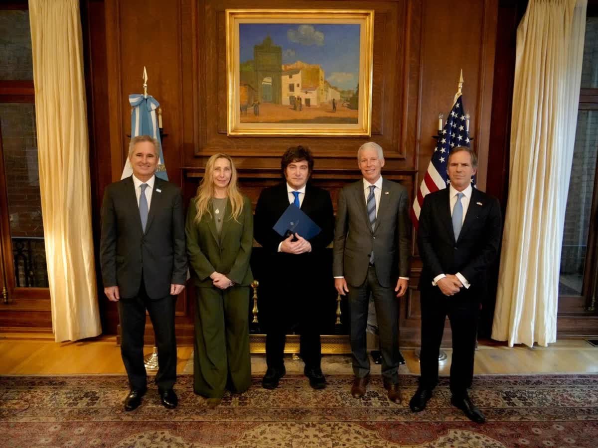Javier Milei cierra su visita a Washington con un acto contra el antisemitismo