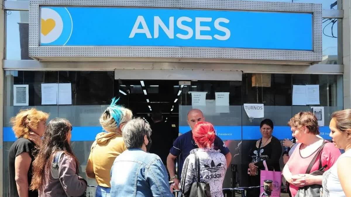 ANSES establece el cronograma de pagos de noviembre con cambios por asuetos