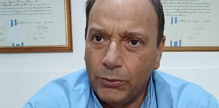 Petruccelli pide que Aparicio exponga ante la Comisión de Salud