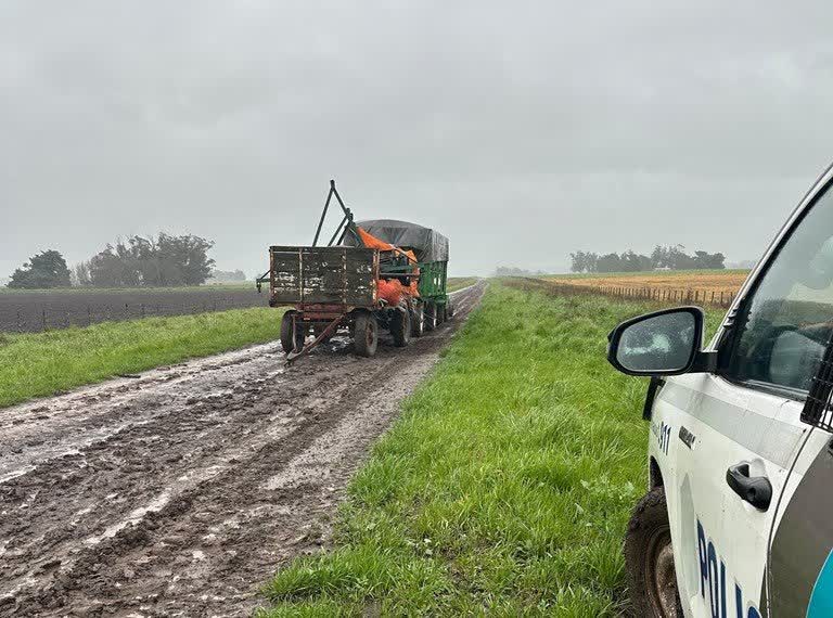 El CPR multa a maquinaria agrícola por circular en caminos de El Verano