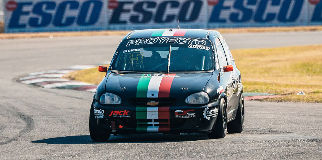 Nahuel Di Cicco trepa del fondo al puesto 17 en el Turismo Pista