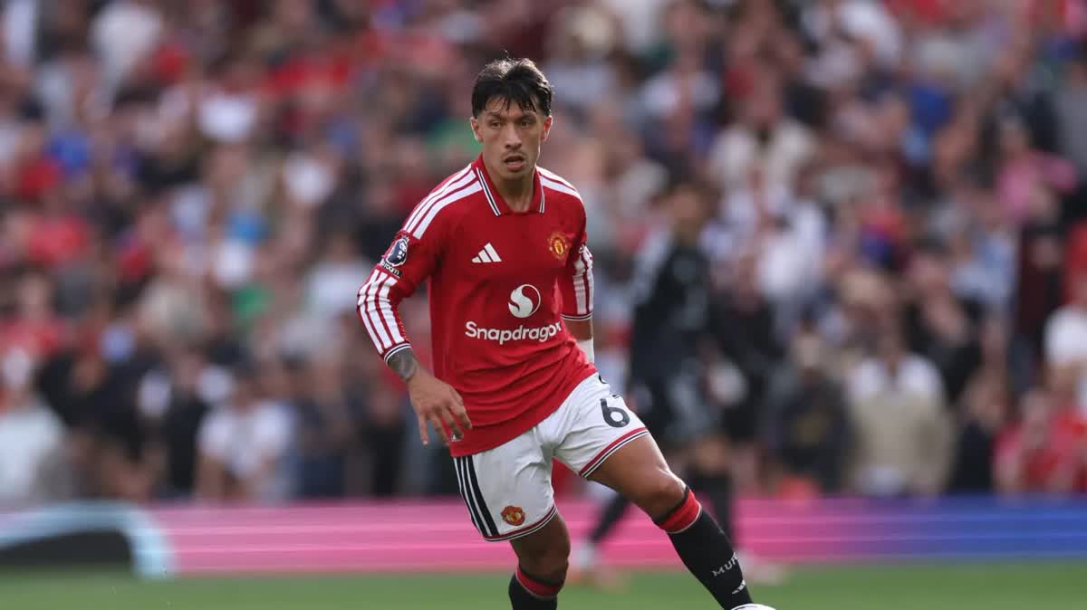 Barcelona apunta a Lisandro Martínez en medio de la crisis de Manchester United