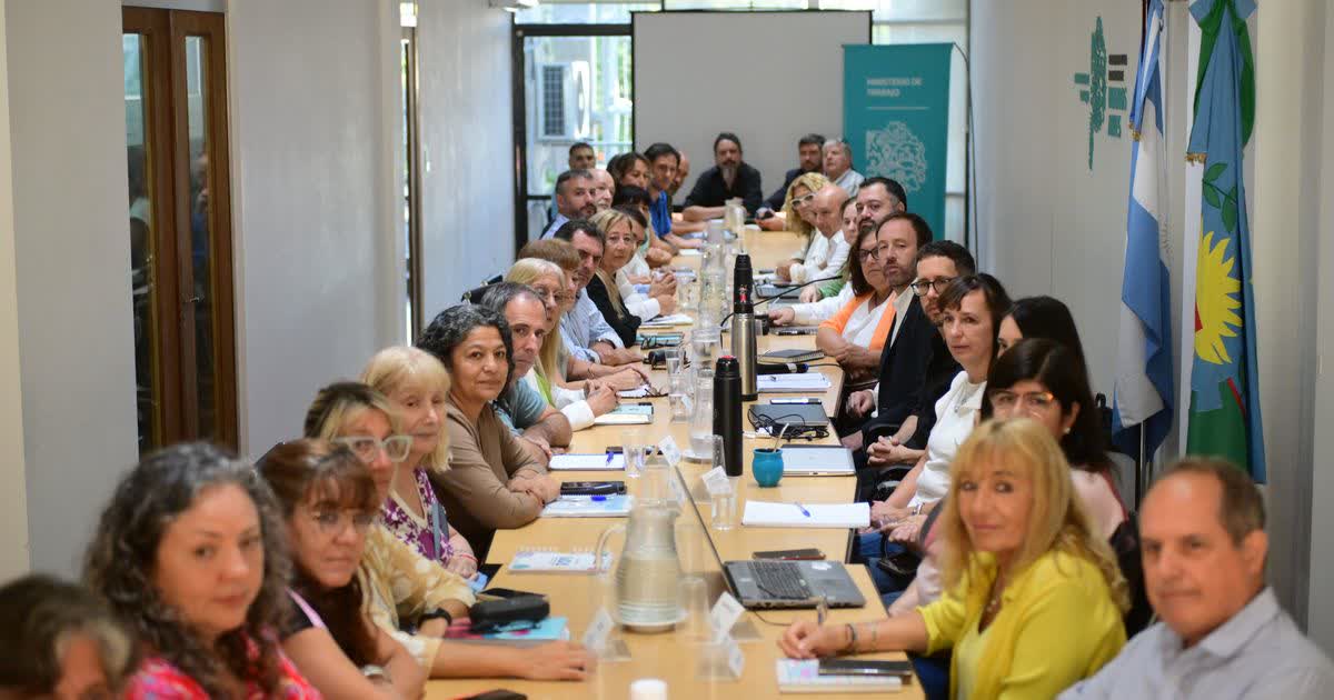 El Gobierno bonaerense retoma las paritarias con estatales y docentes
