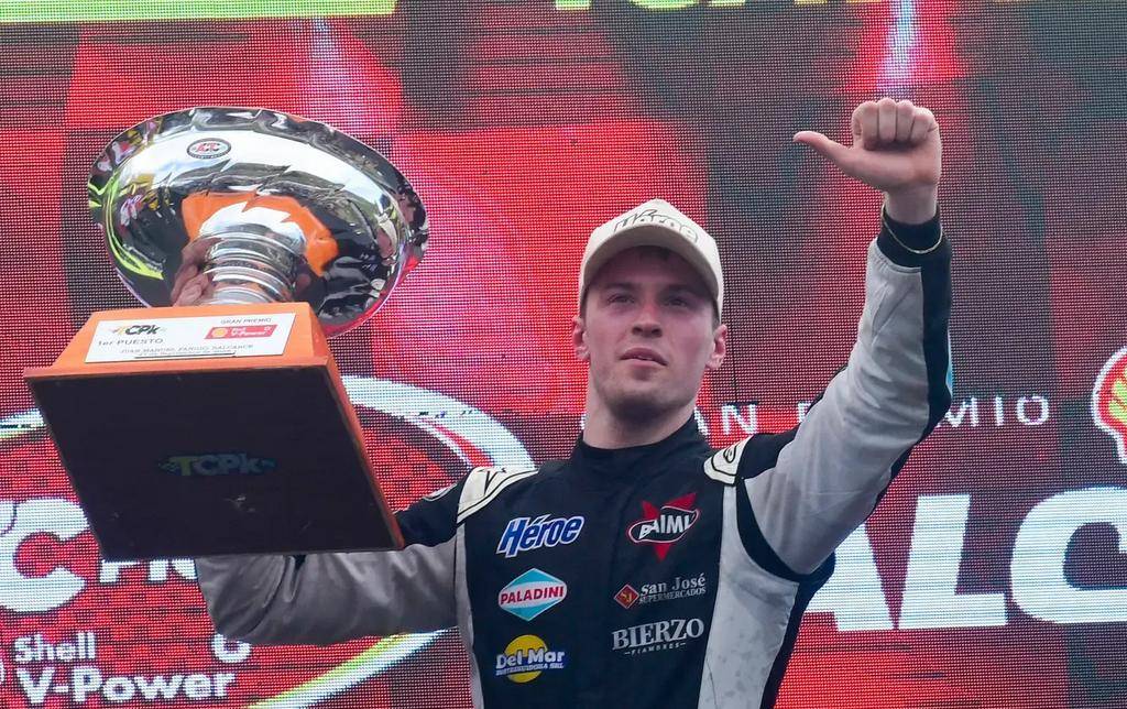 Hernán Palazzo gana la final de TC Pick Up en el autódromo Fangio