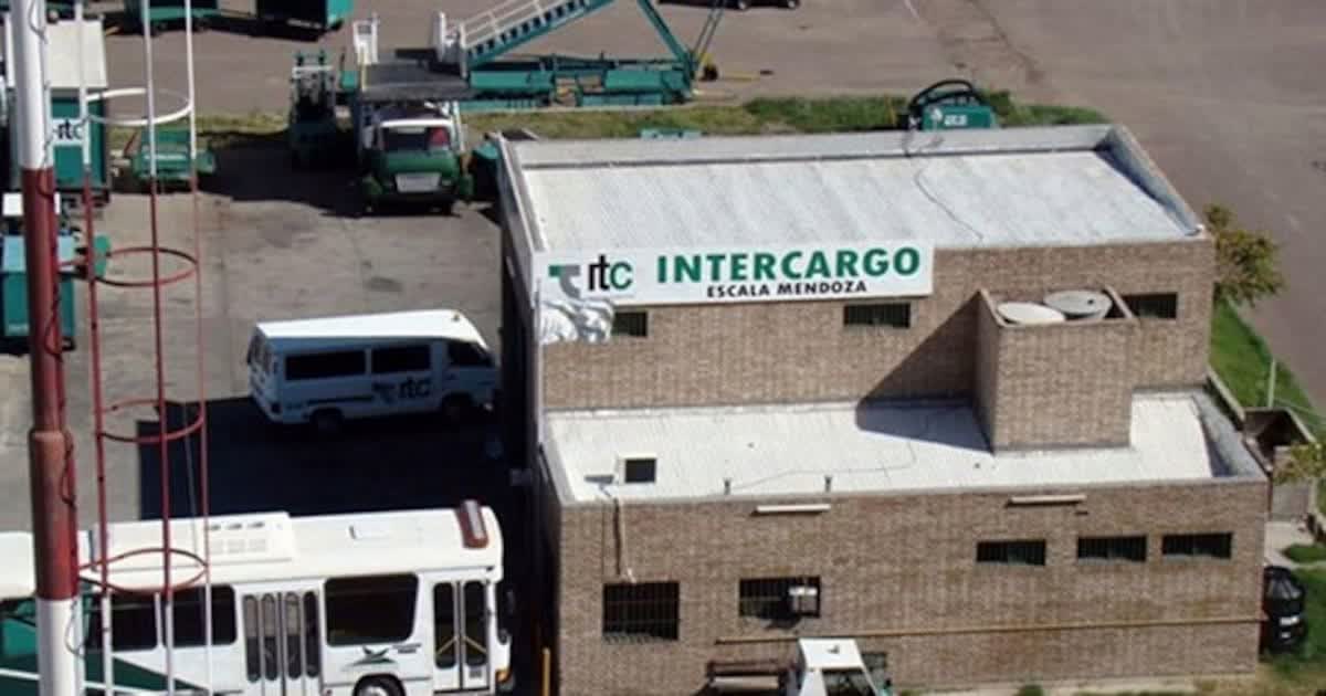 El Gobierno avanza con nuevas privatizaciones y analiza el futuro de Intercargo