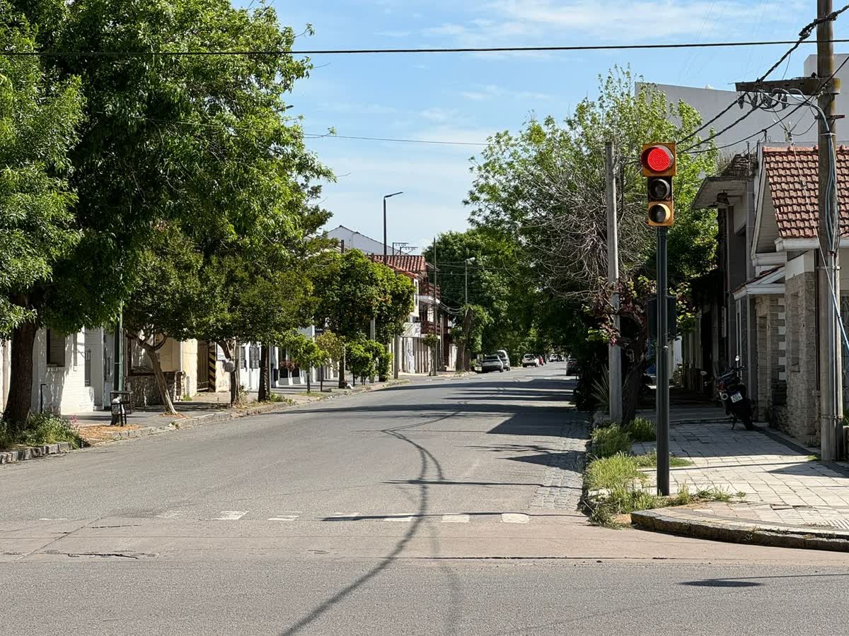 El Senado provincial aprueba cambios en la prioridad de paso en esquinas