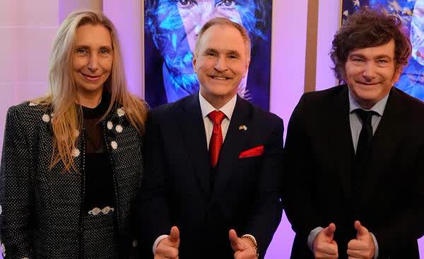 El embajador de Estados Unidos advierte sobre el uso de tecnología china