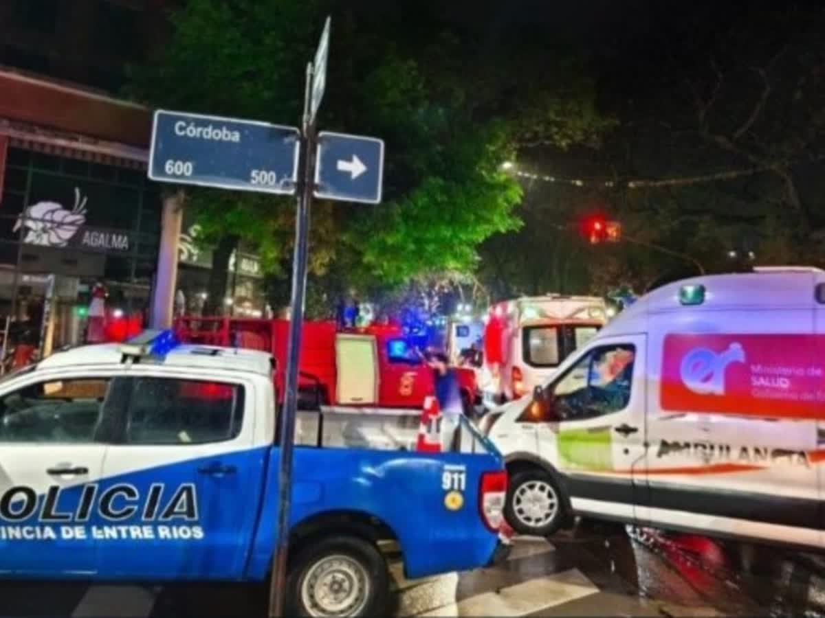 Se derrumba el entrepiso de un bar en Paraná y hay 15 heridos