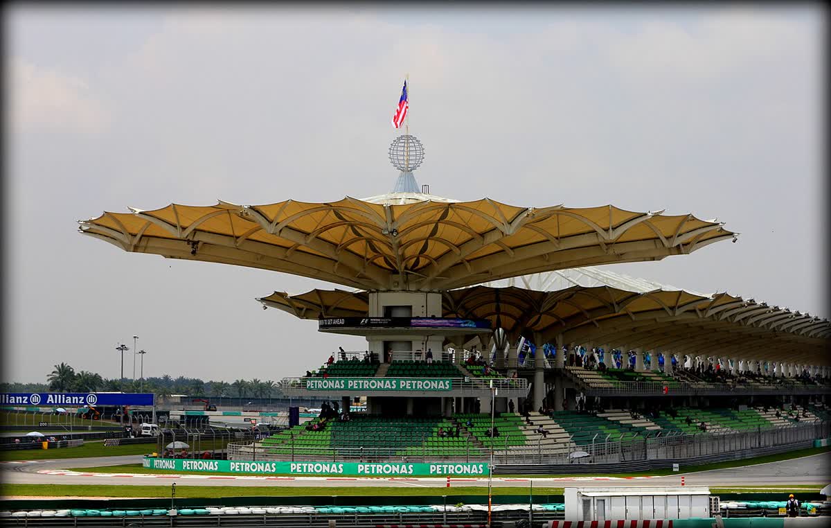 F1: así fue el Gran Premio de Baréin en Malasia, con Max Verstappen en lo más alto del podio