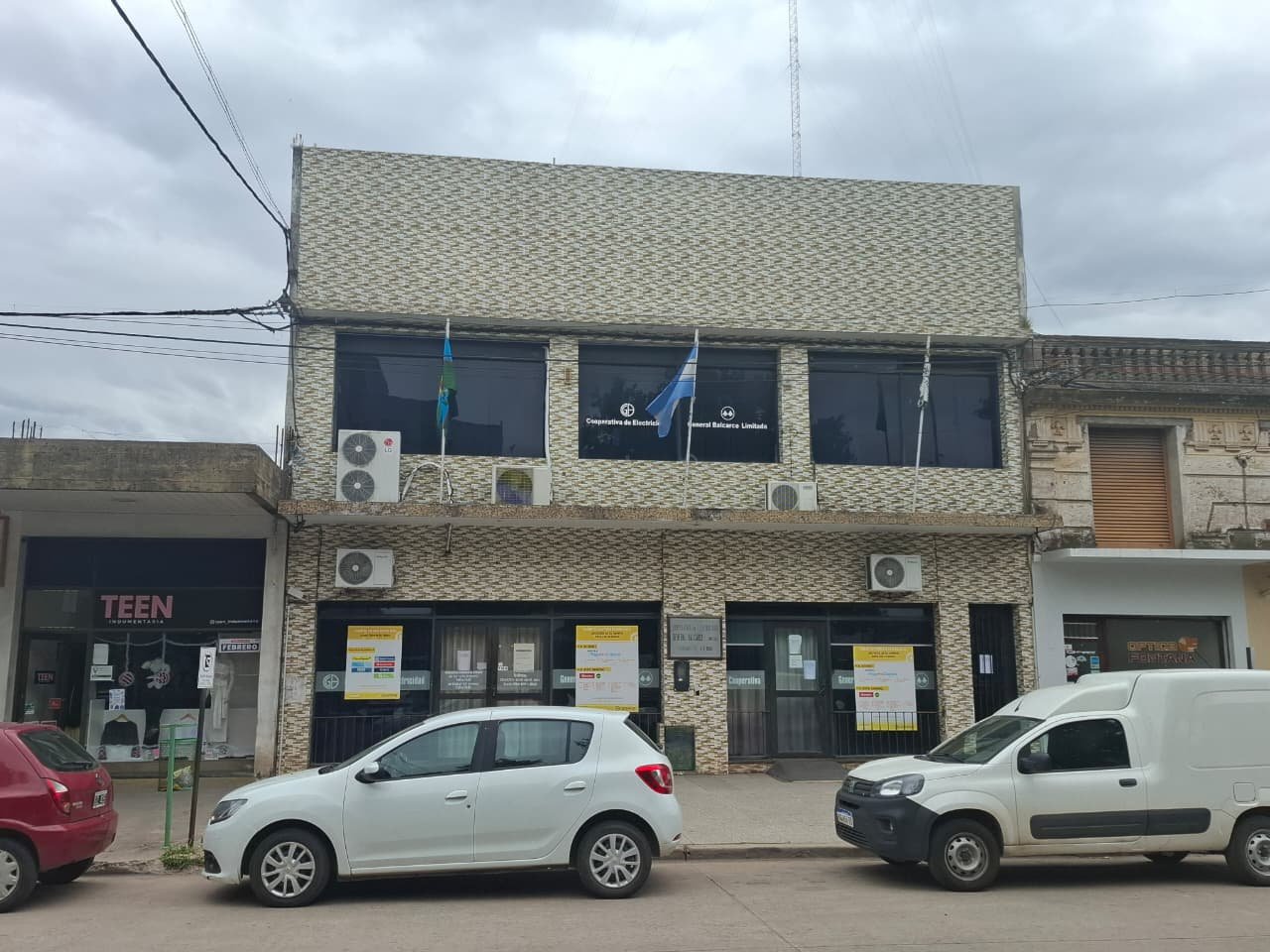 Un fallo judicial suspende la suba de la luz para cooperativas