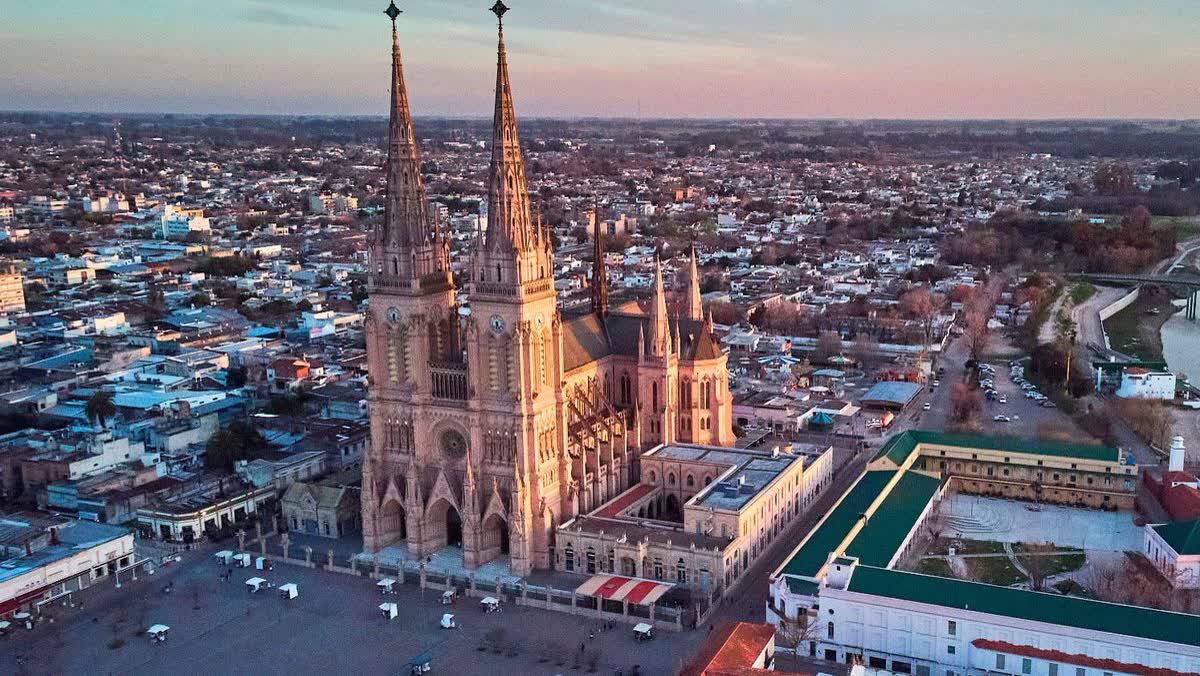 Luján habilita un portal con servicios para la visita del Papa