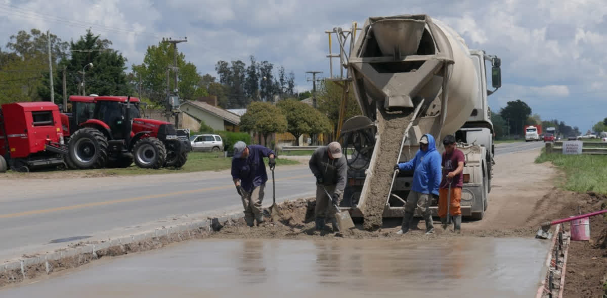 Avanzan tareas viales en distintos sectores de la ciudad
