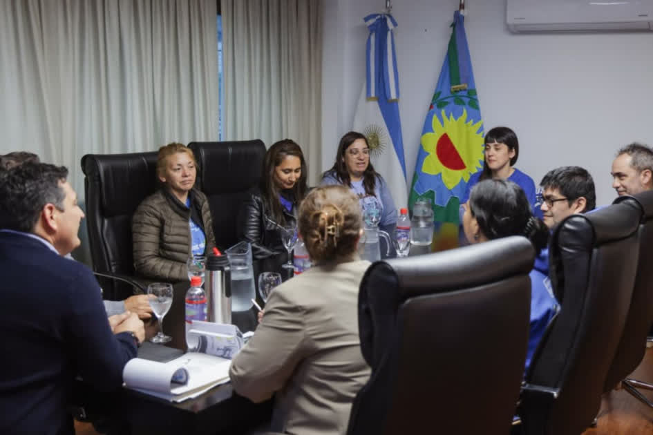 La Provincia impulsa mejoras en el transporte para personas con autismo