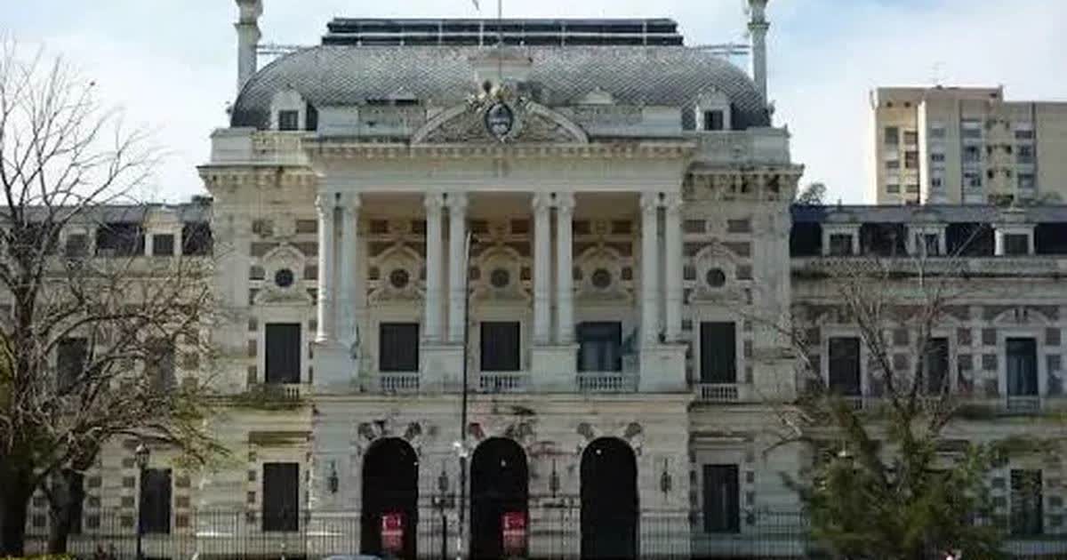 La Provincia acuerda un aumento salarial del seis por ciento con estatales