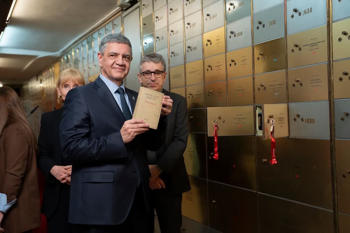 Jorge Macri confunde el nombre de Jorge Luis Borges en Madrid