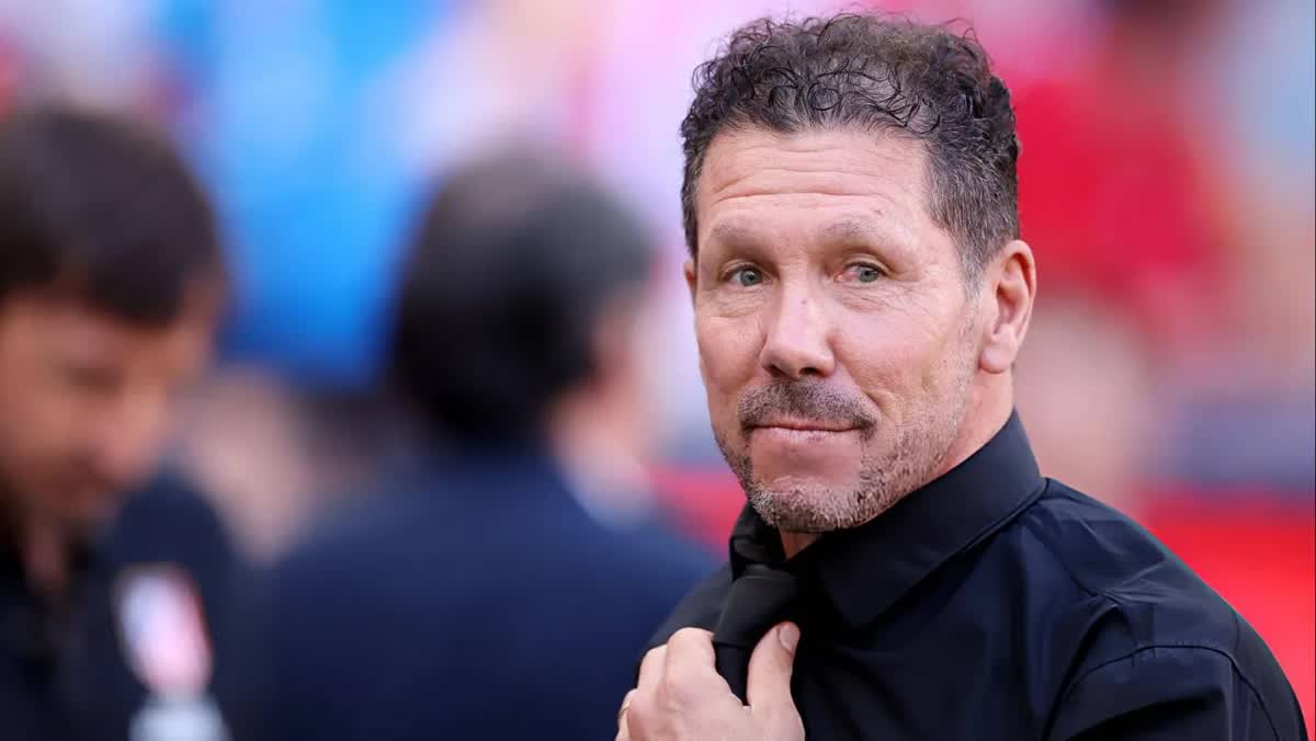 Simeone destaca las enseñanzas de Messi y valora su trayectoria