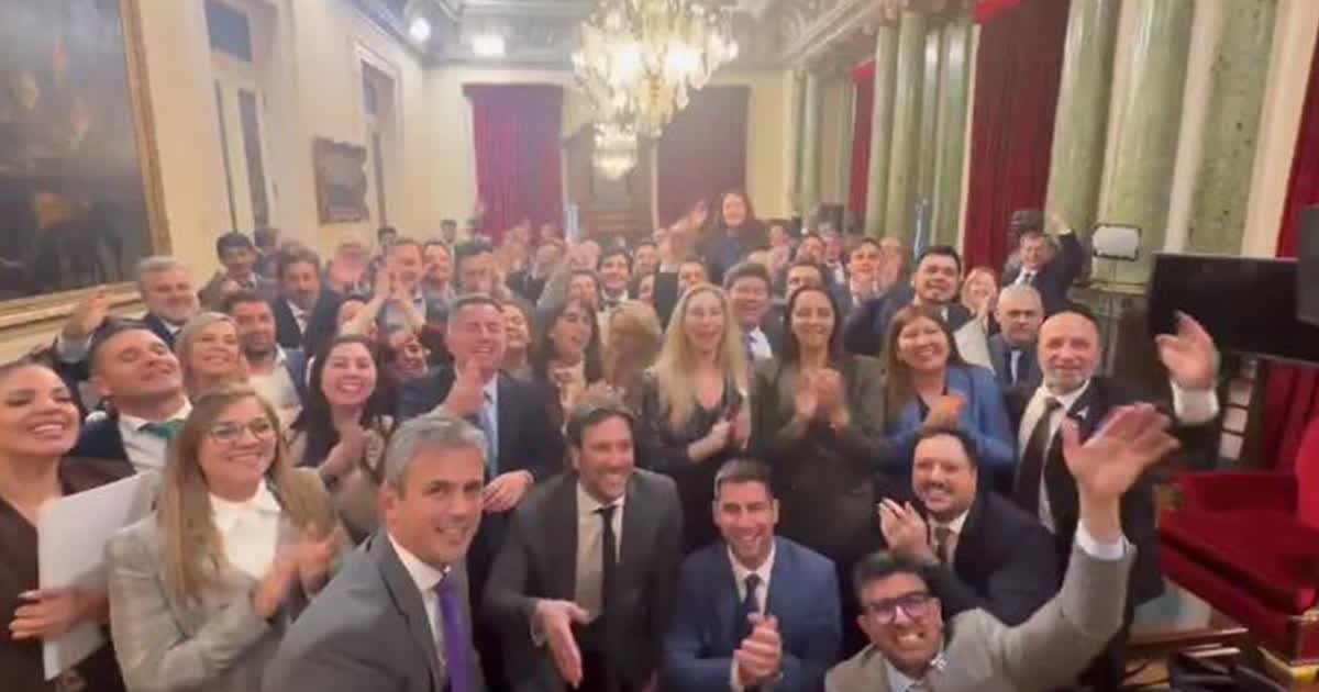 Diputados libertarios saludan a Javier Milei por sus 56 años