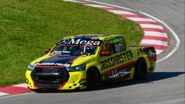 Omar Martínez termina cuarto en el autódromo Juan Manuel Fangio